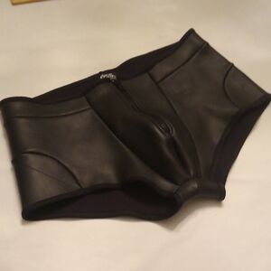 665 Neoprene Shorts